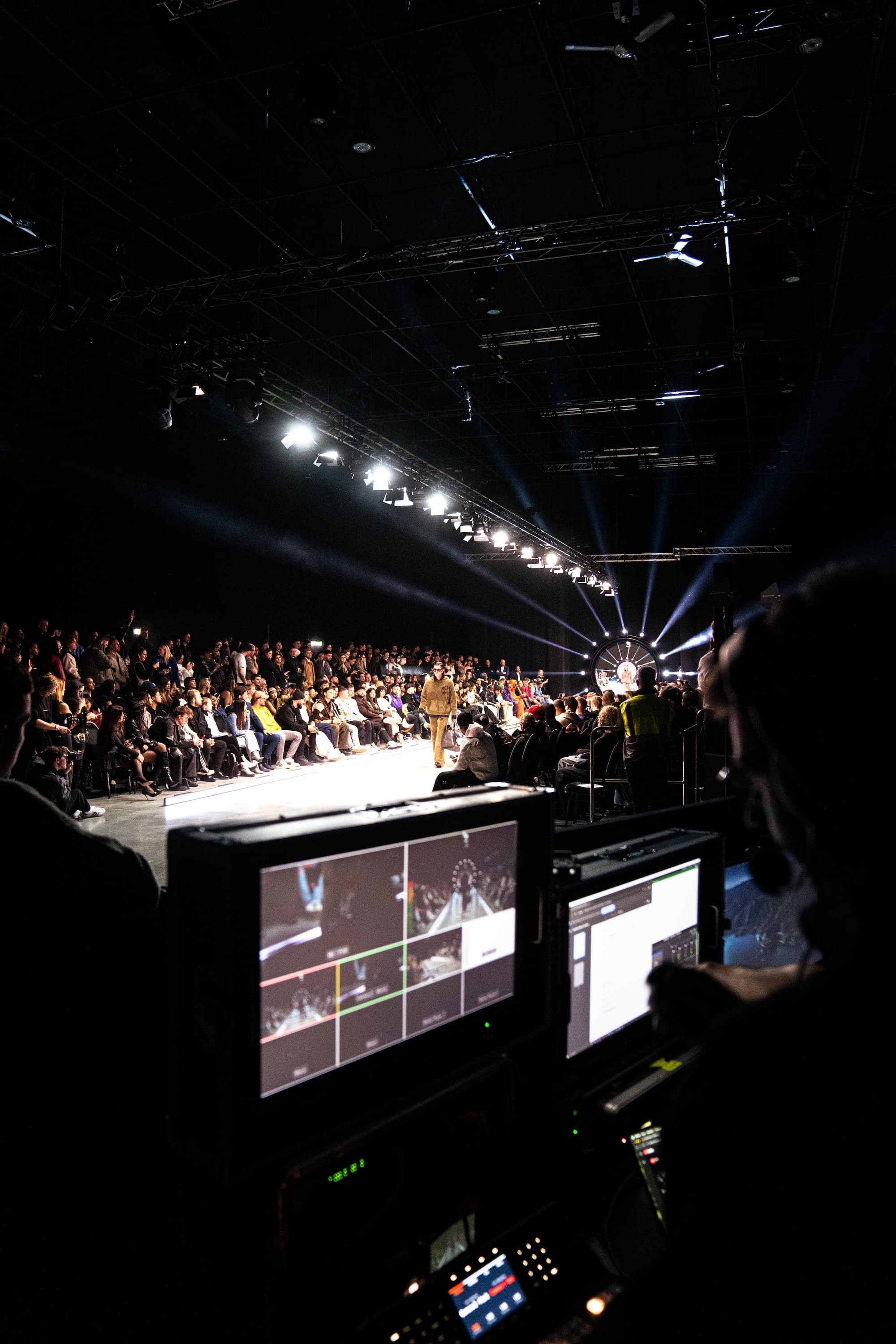 Pegador - Values & Vision Release Galerie 1